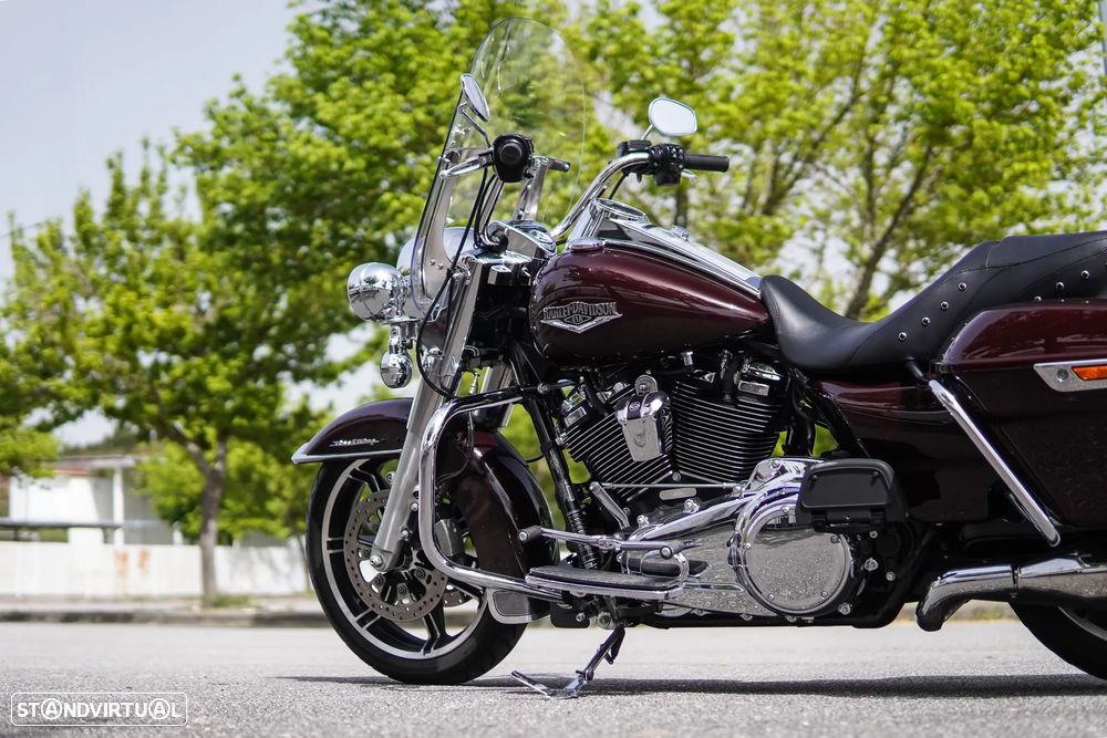 Harley-Davidson Road King Classic - 19