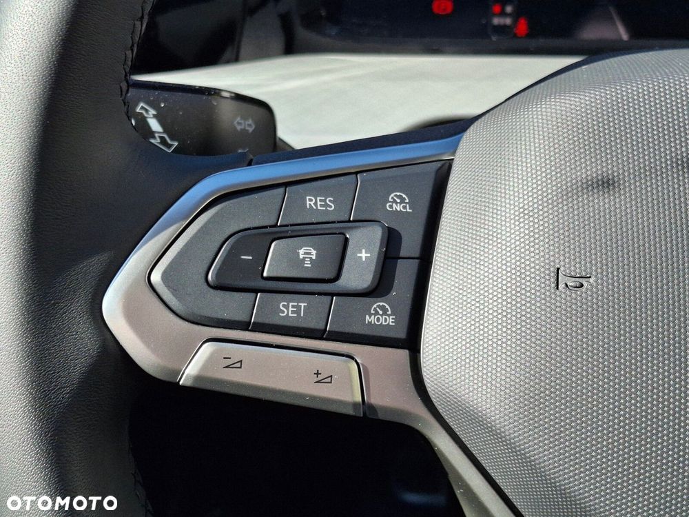 Volkswagen Golf 2.0 TDI Life Plus - 21