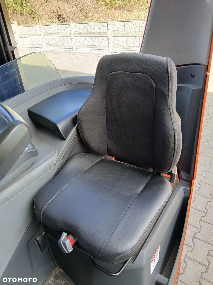 Toyota RRE160 - 8