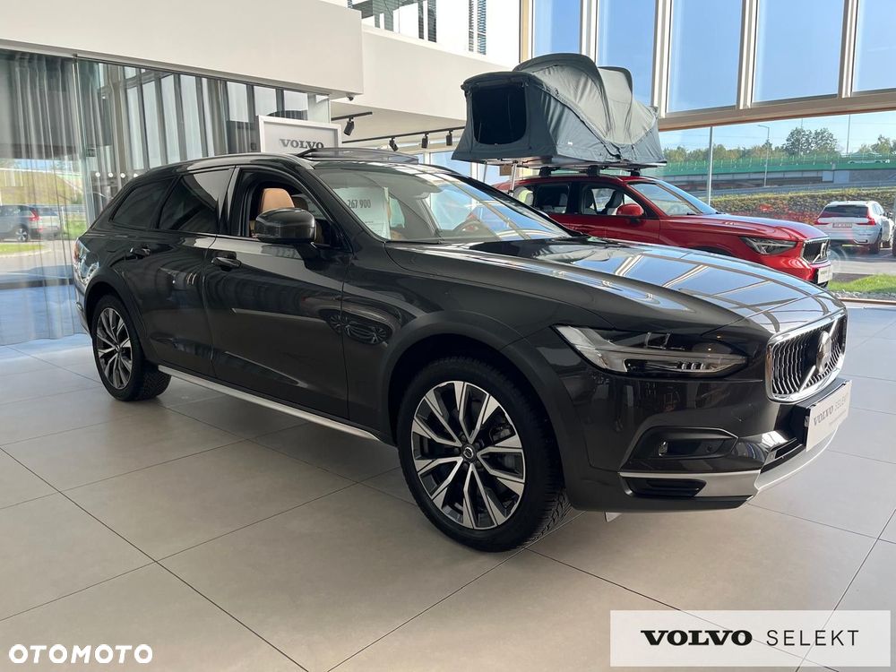 Volvo V90 Cross Country - 31