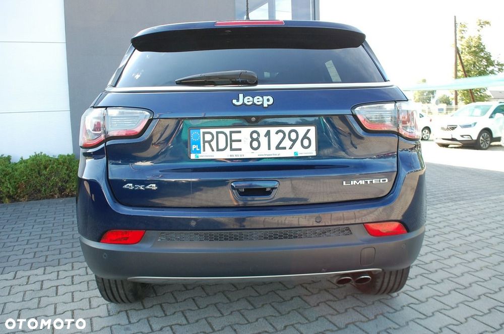 Jeep Compass - 18
