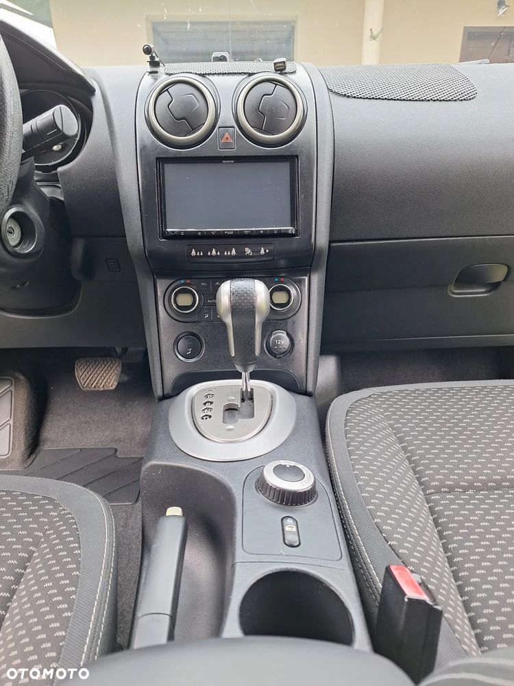 Nissan Qashqai 2.0 dCi 4 x 4 DPF acenta - 11
