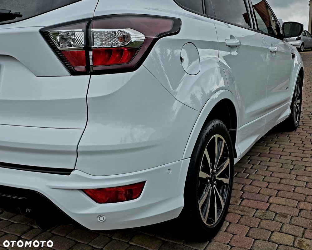 Ford Kuga 2.0 TDCi AWD ST-Line - 19