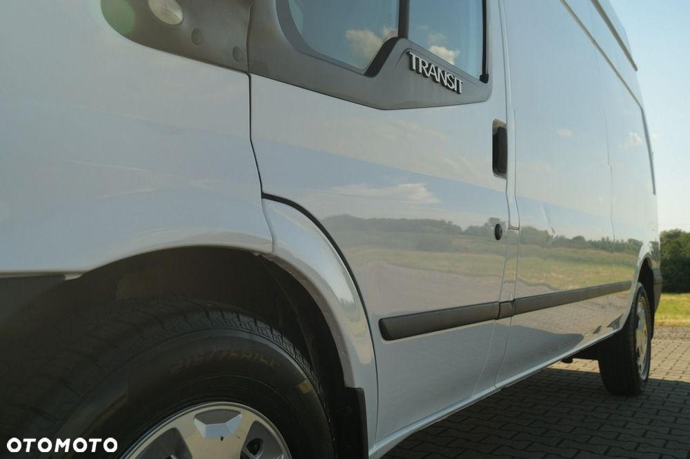 Ford Transit - 28