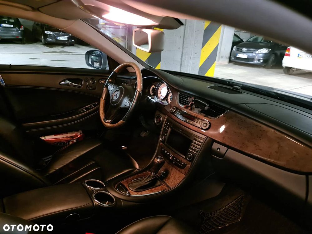 Mercedes-Benz CLS 350 CGI - 11