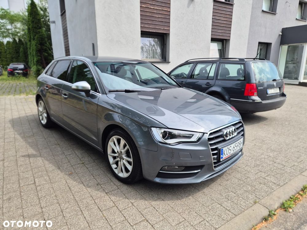 Audi A3 Sportback 2.0 TDI Ambiente - 2