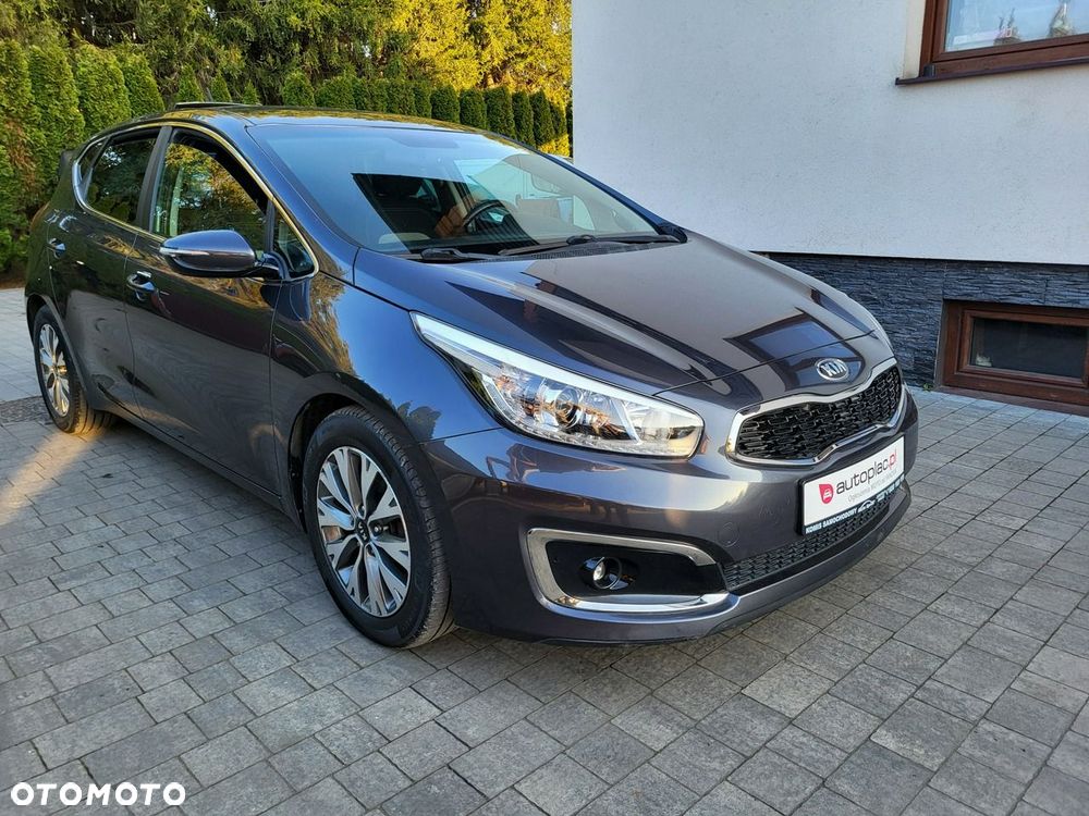 Kia Ceed - 3