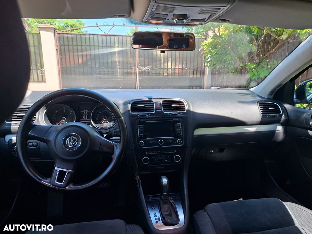 Volkswagen Golf 2.0 TDI Comfortline DSG - 5