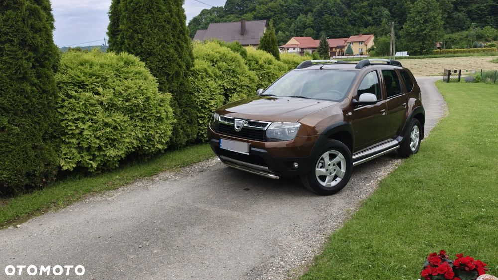 Dacia Duster 1.6 Laureate 4x4 - 1