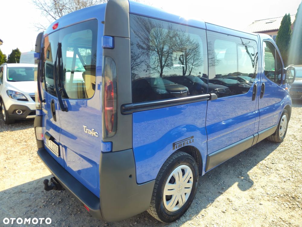Renault Trafic - 22