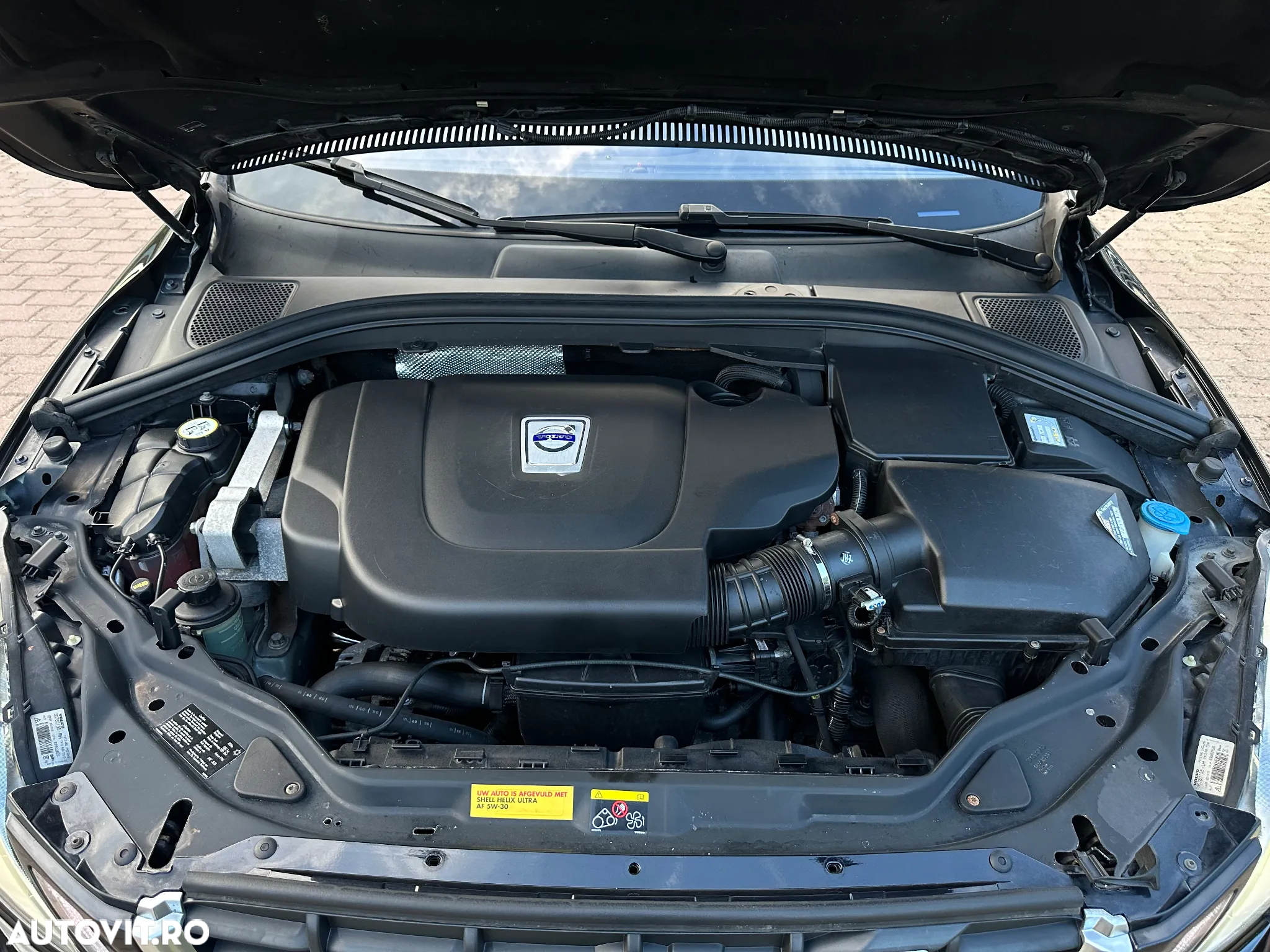 Volvo XC 60 D5 AWD Aut. RDesign - 18