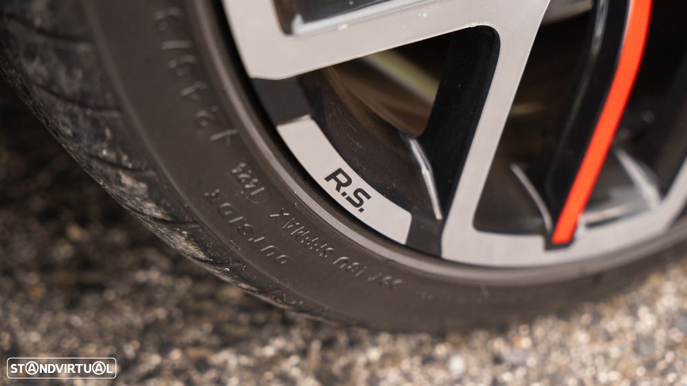 Renault Mégane TCe 300 GPF EDC R.S. TROPHY - 18