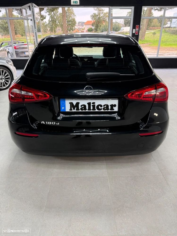 Mercedes-Benz A 180 d Progressive - 4