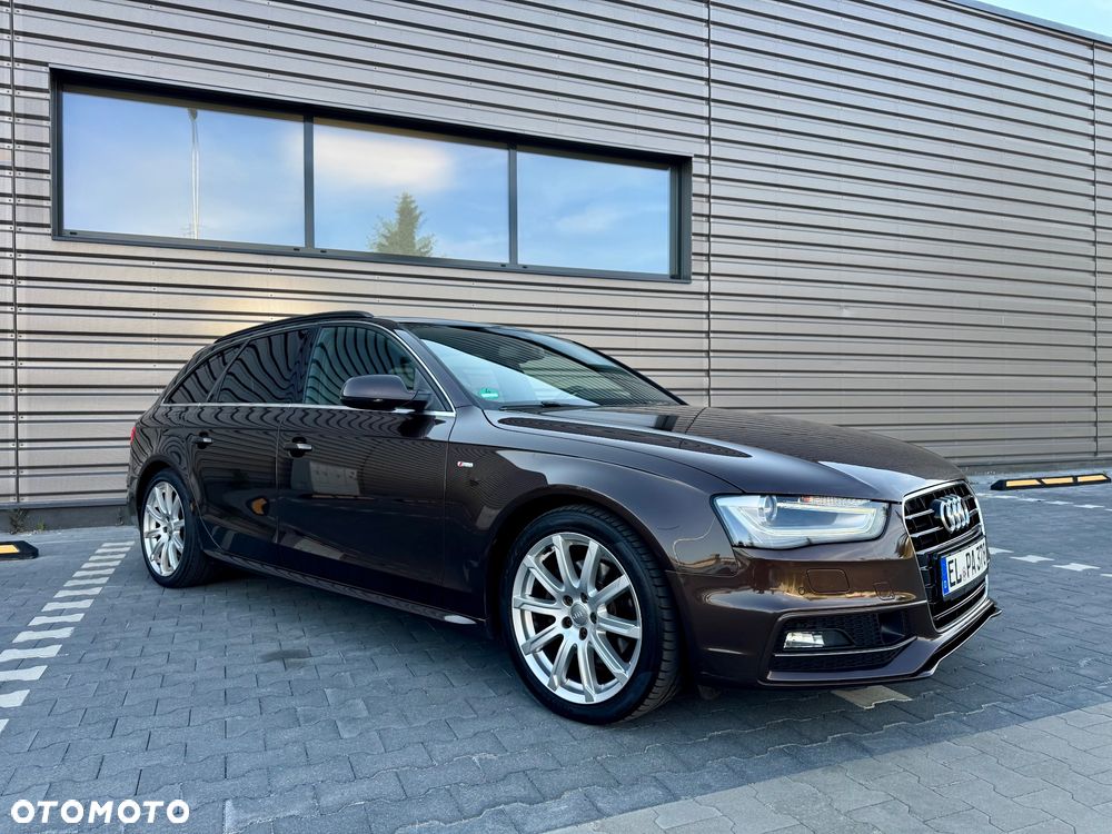 Audi A4 Avant 2.0 TDI DPF quattro S tronic S line Sportpaket - 3