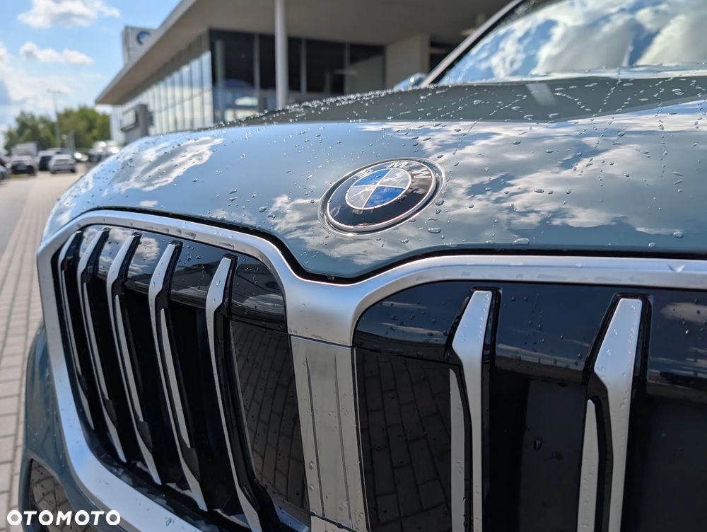 BMW X1 sDrive20i mHEV - 14