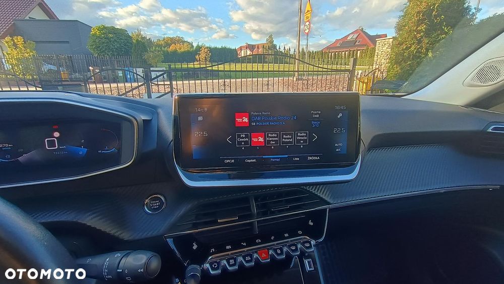 Peugeot 2008 1.2 PureTech Active S&S - 11