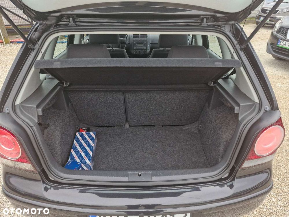 Volkswagen Polo - 19