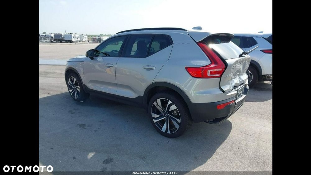 Volvo XC 40 B5 AWD Ultimate Dark - 5