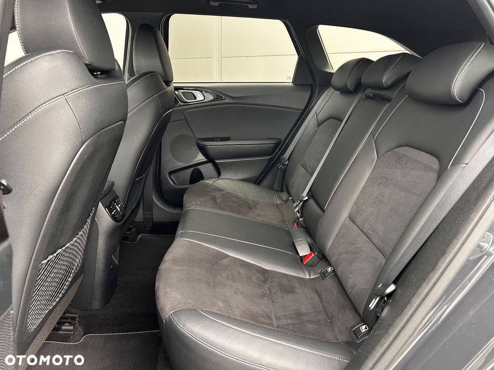 Kia Ceed 1.5 T-GDI GT-Line DCT - 20