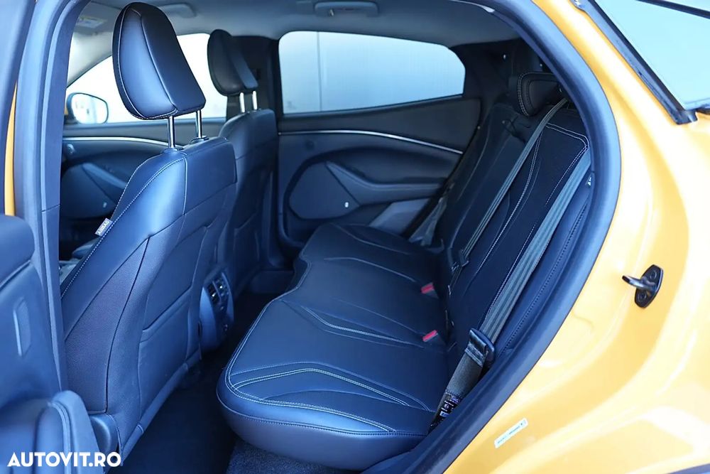 Ford Mustang Mach-E RWD Extended Range 216 kW Premium - 21