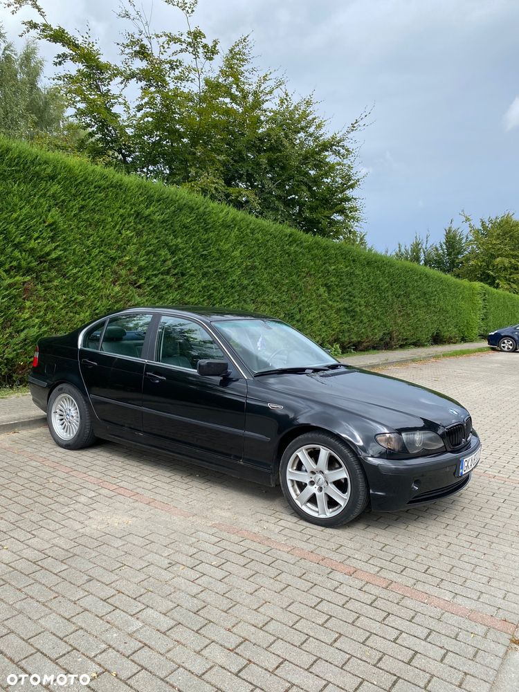 BMW Seria 3 325i - 7
