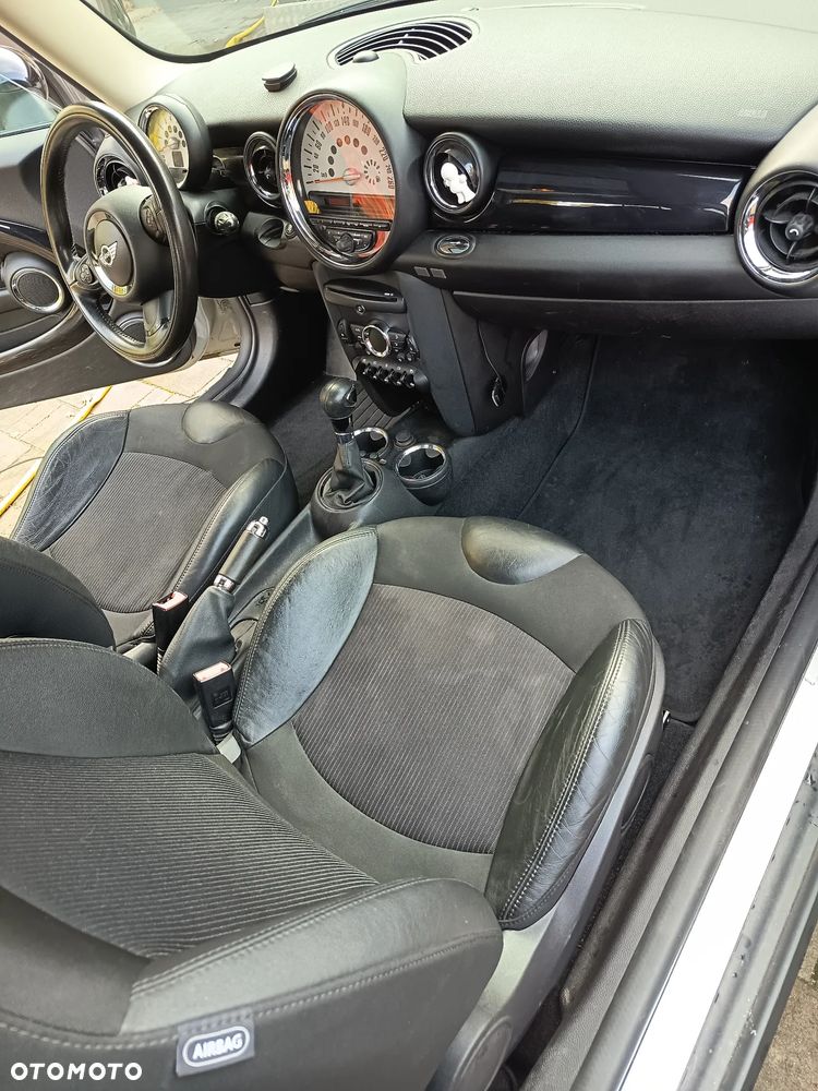 Mini Cooper 2011 photo 5