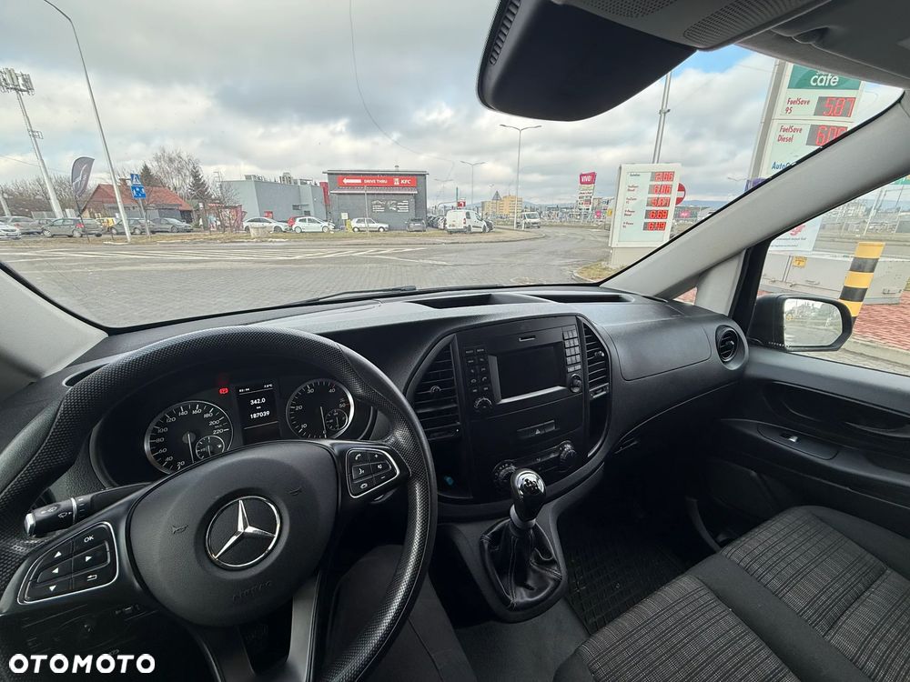 Mercedes-Benz Vito - 11