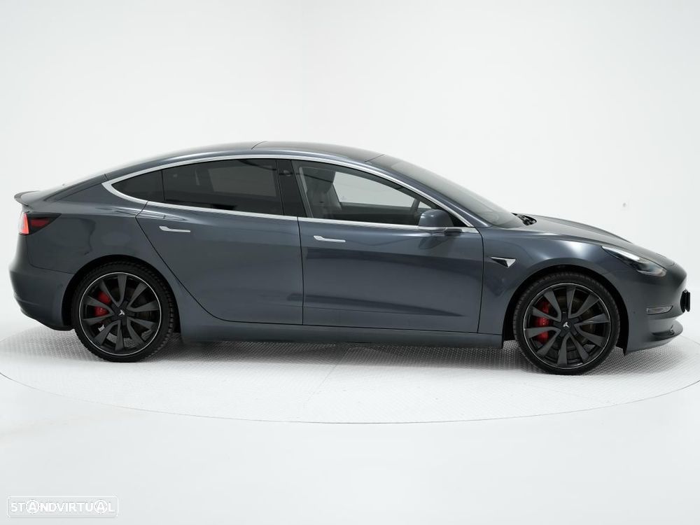 Tesla Model 3 AWD Dual Motor Performance - 2