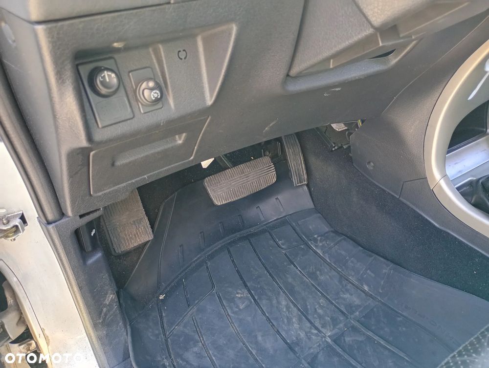 Nissan Terrano 3.0 Di Elegance - 13