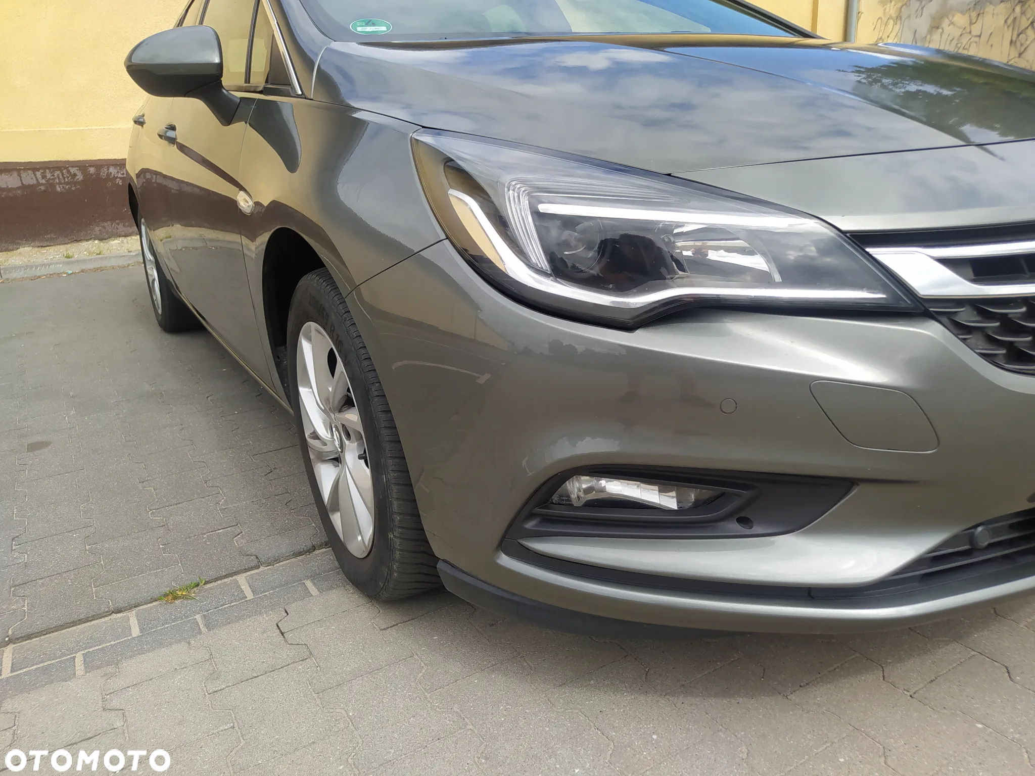 Opel Astra 1.4 Turbo Sports Tourer Dynamic - 4
