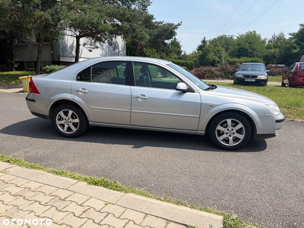 Ford Mondeo 1.8 SCi Ghia - 3