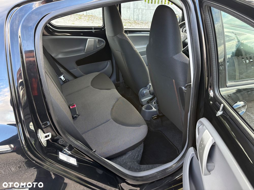 Toyota Aygo Cool - 29