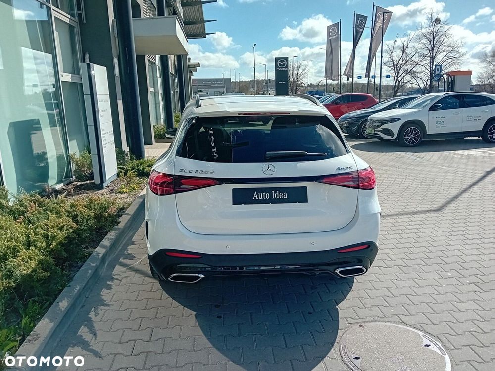 Mercedes-Benz GLC - 4