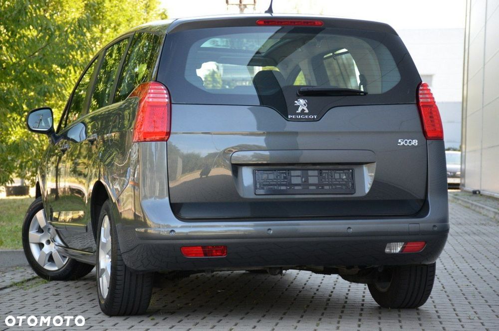 Peugeot 5008 - 12