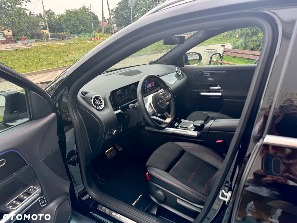Mercedes-Benz GLA 200 AMG Line - 10