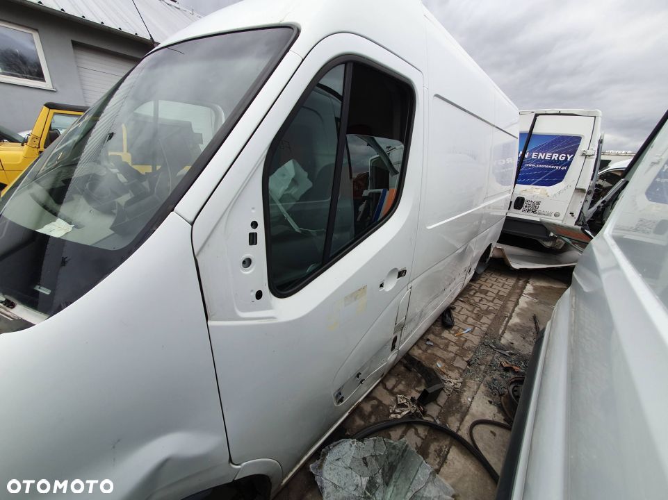 DRZWI LEWE PRZÓD RENAULT MASTER III L2H2 O389 - 1