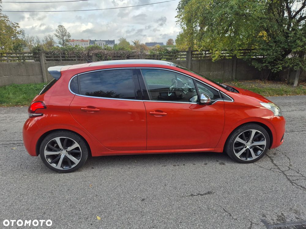 Peugeot 208 165 THP Stop & Start Allure - 13