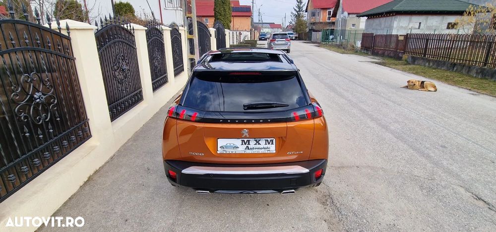 Peugeot 2008 1.2 L PureTech STT EAT8 GT Line - 33