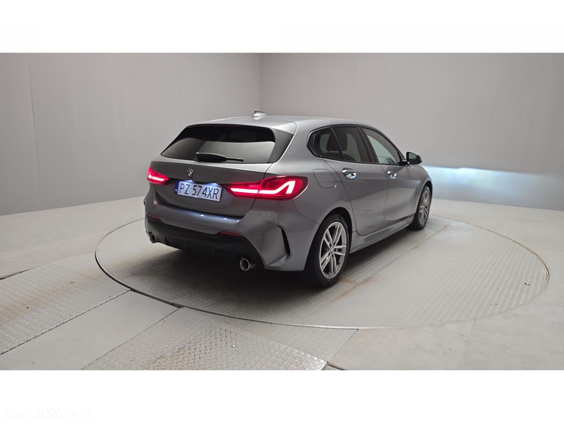 BMW Seria 1 - 30