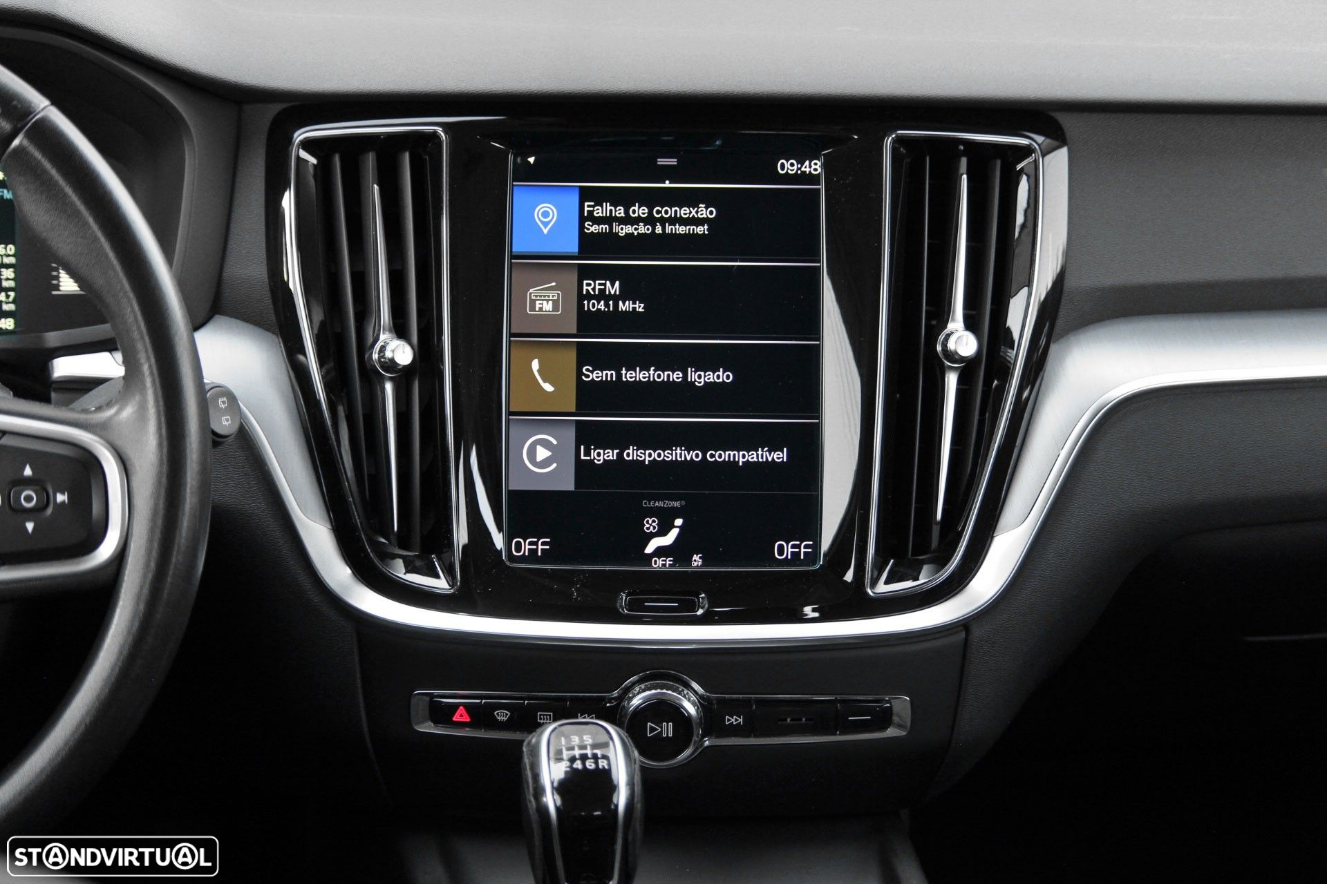 Volvo V60 2.0 D3 Momentum - 23