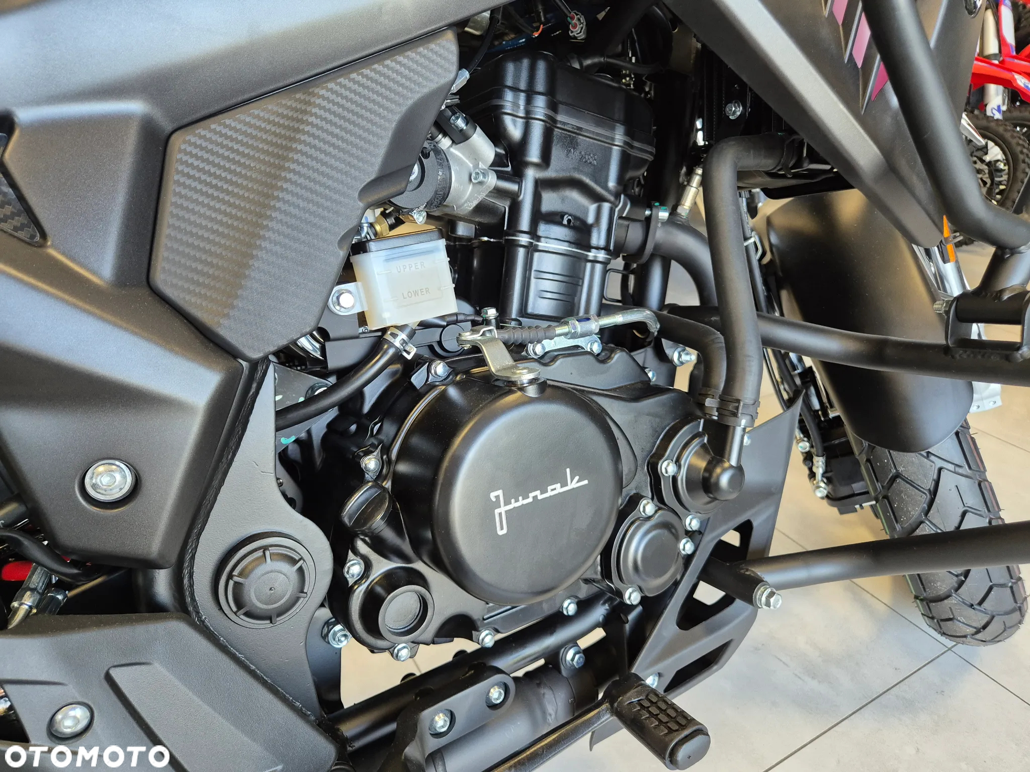 Junak RX One - 9