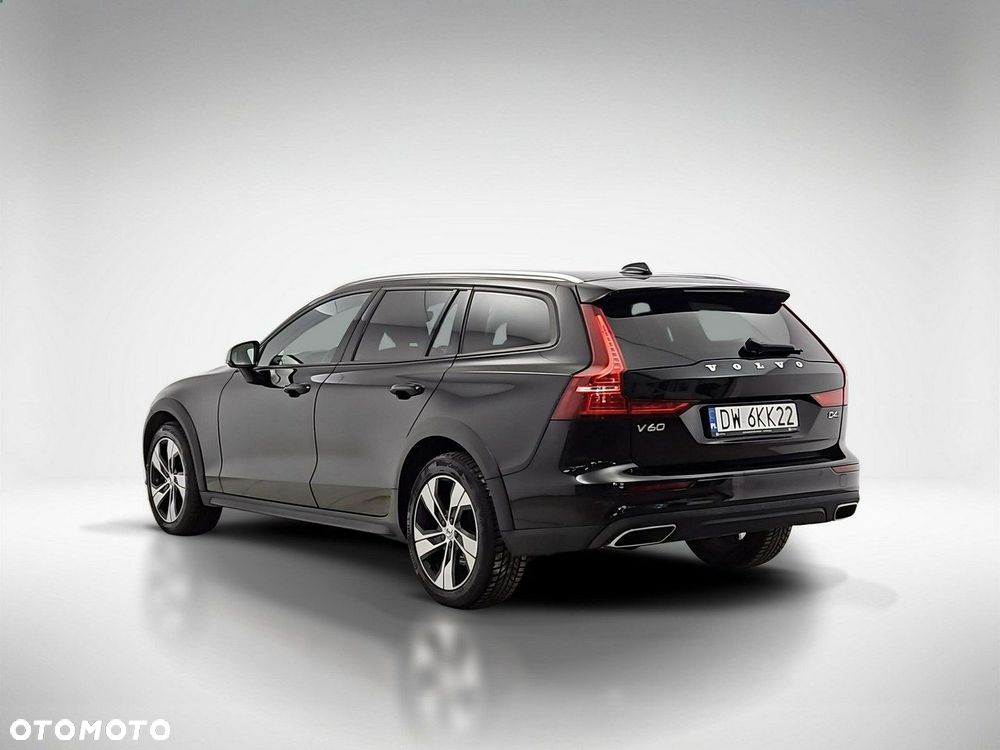 Volvo V60 Cross Country D4 AWD - 3