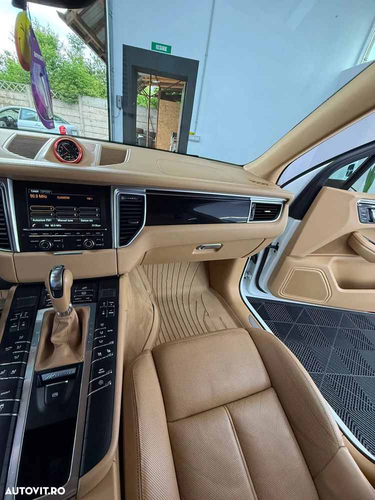 Porsche Macan 3.0 PDK S - 23