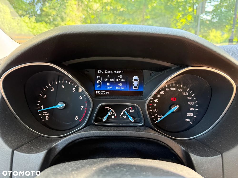 Ford Focus 1.5 EcoBoost Titanium ASS - 12