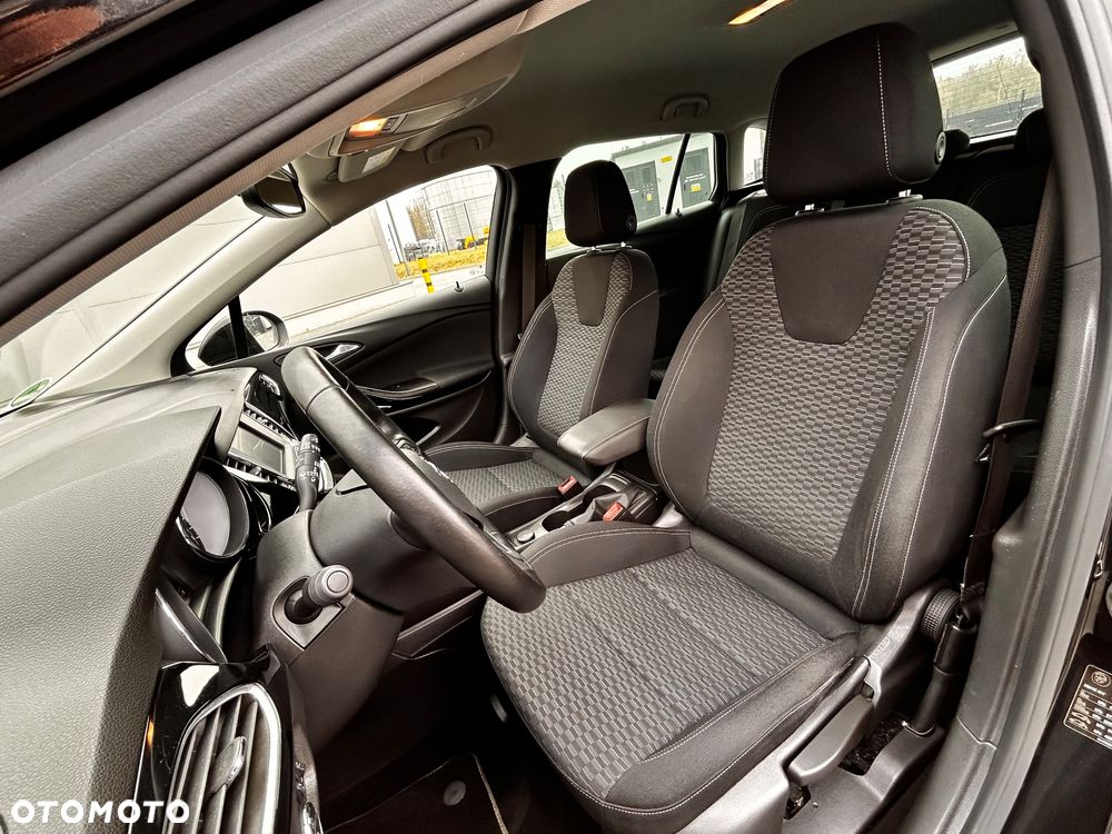Opel Astra - 26