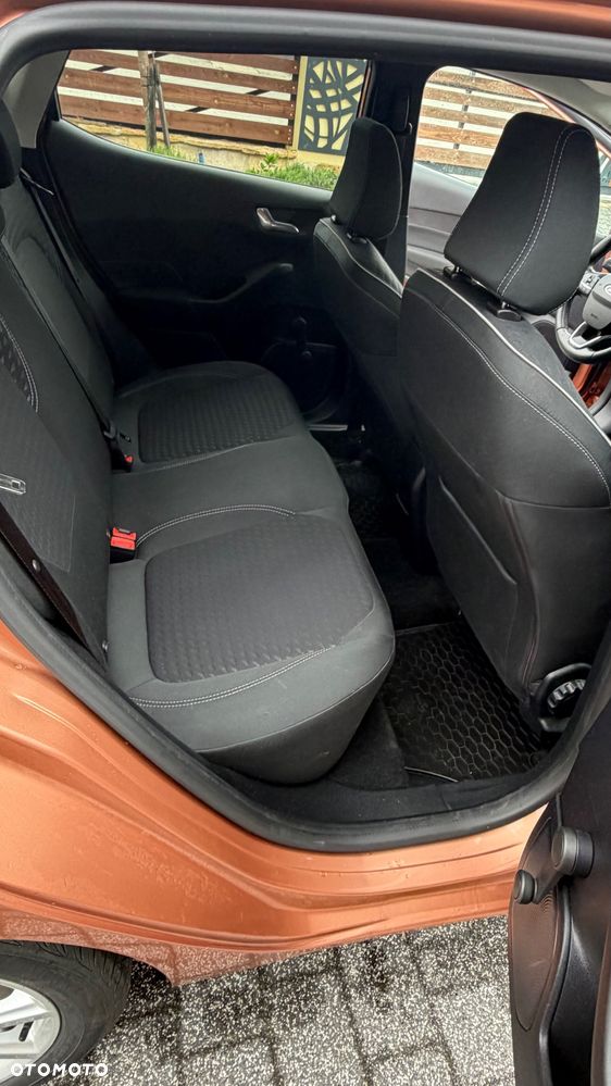 Ford Fiesta - 19