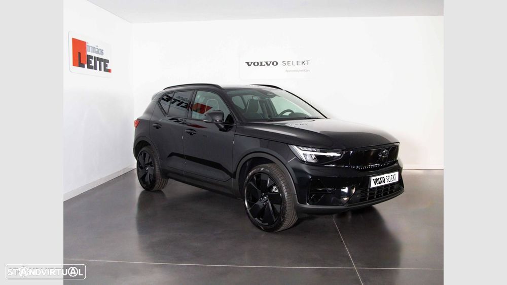 Volvo EX40 82 kWh Single Motor Extended Range Black Edition - 5