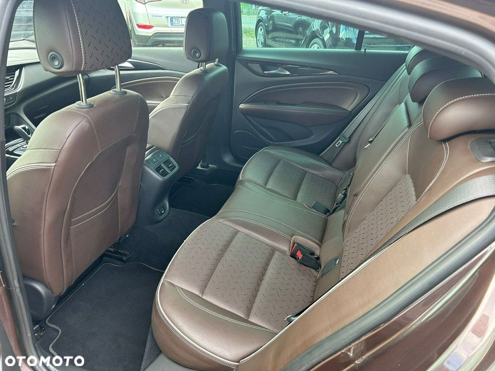 Opel Insignia - 20