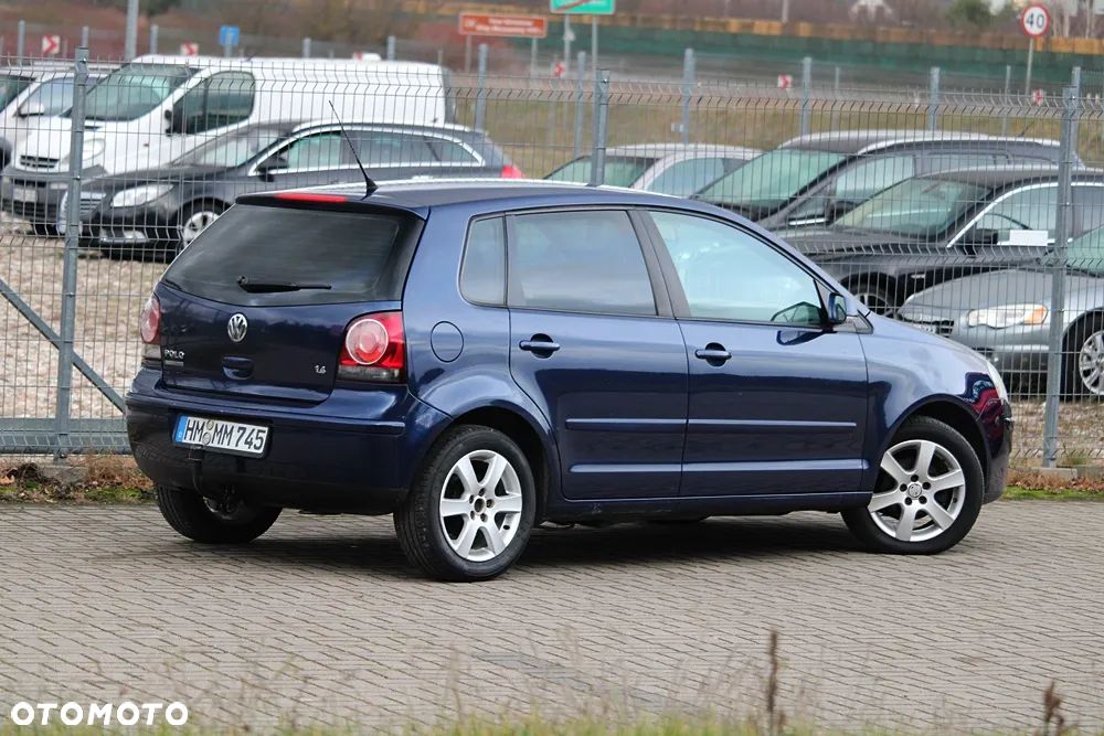 Volkswagen Polo 1.4 Comfortline - 11