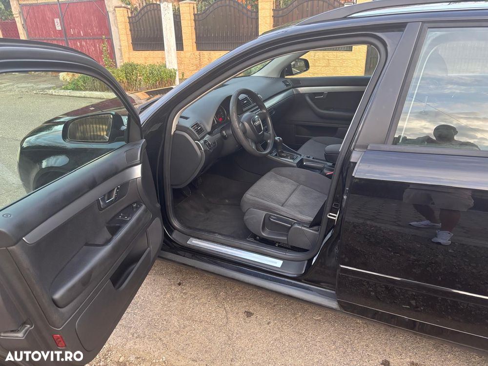 Audi A4 Avant 2.0 TDI - 8